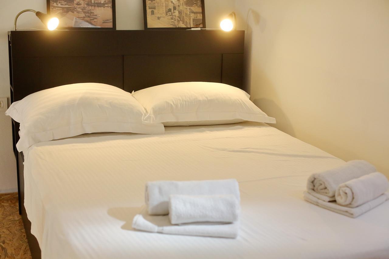 Guverna New City Accommodation Zadar Bagian luar foto